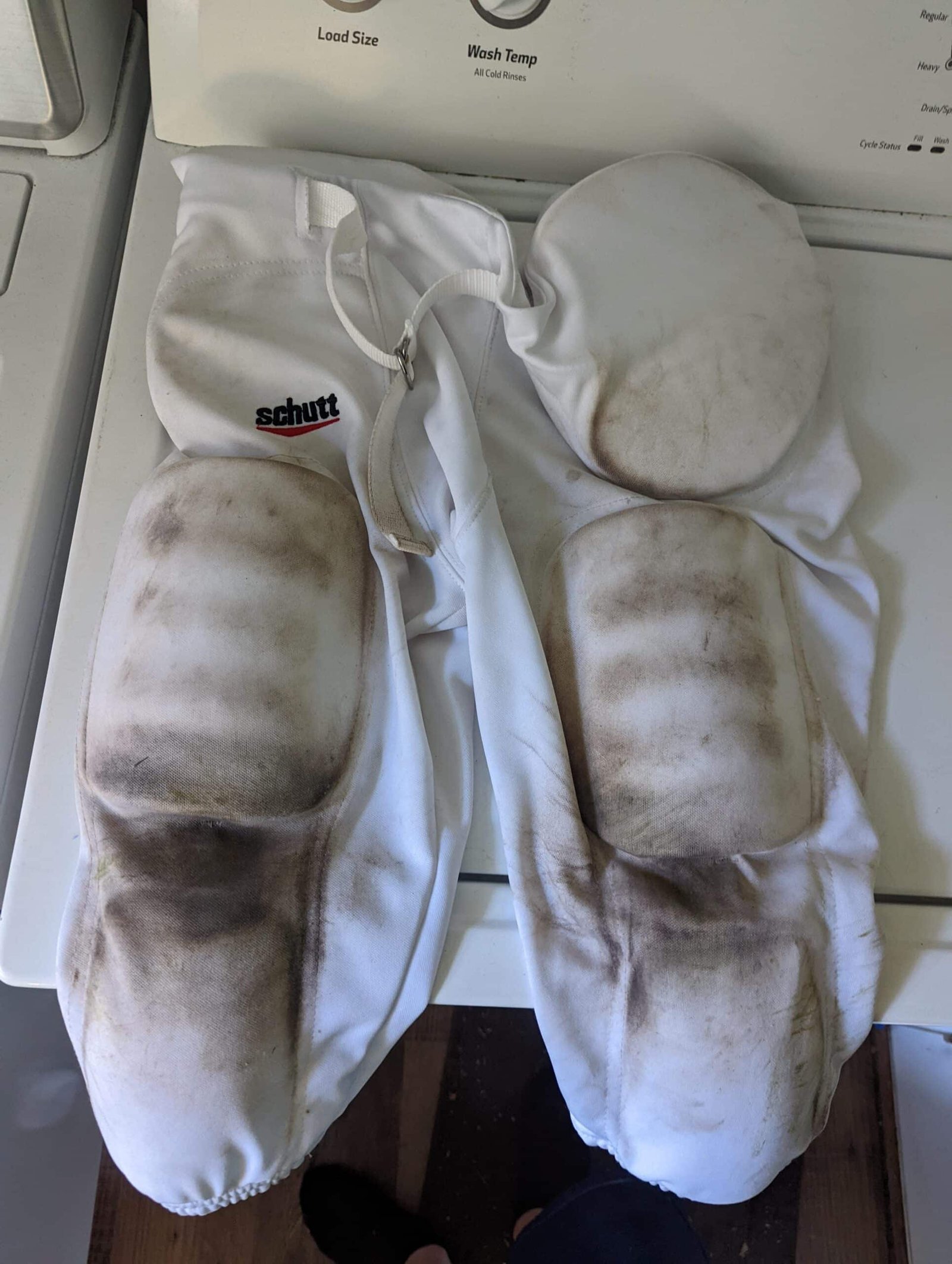 How to Wash Football Pants